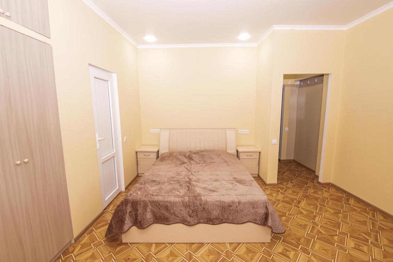 Орел Yerevan Exterior photo
